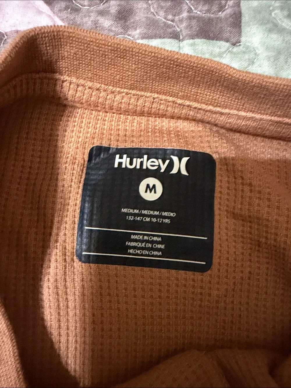 Hurley henley nwt knit
